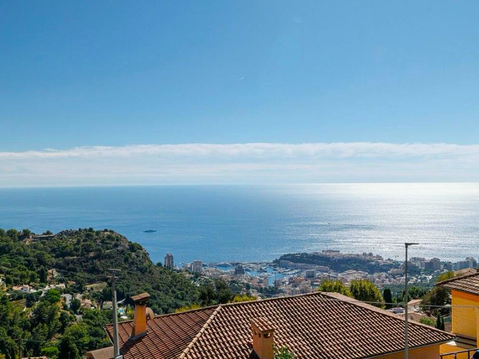 Villa i La Turbie, Alpes-Maritimes - foto 1